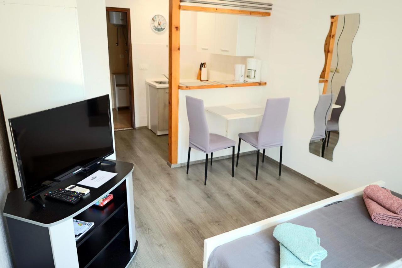 Jasna House With Apartment Umago Esterno foto