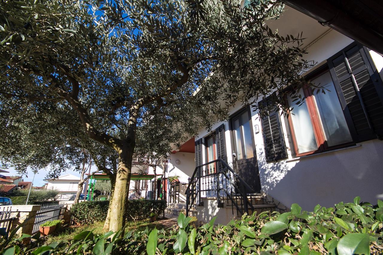 Jasna House With Apartment Umago Esterno foto